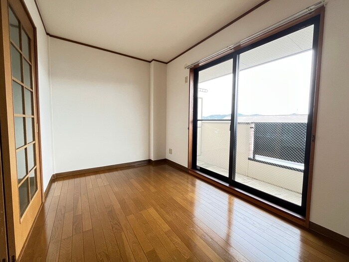 物件内観写真10　(居室)