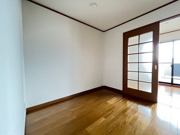 物件内観写真12　(居室)