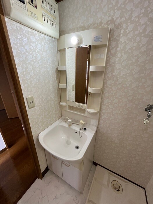 物件内観写真17　(洗面)