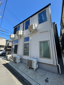 クレシェンド学芸大学の外観写真