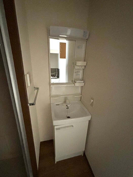 物件内観写真12　(洗面)