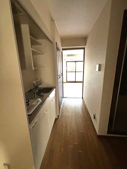 物件内観写真17　(廊下)