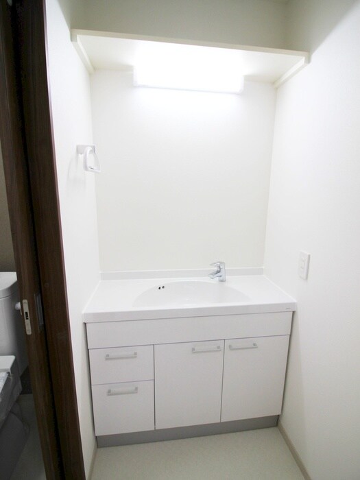 物件内観写真12　(洗面)