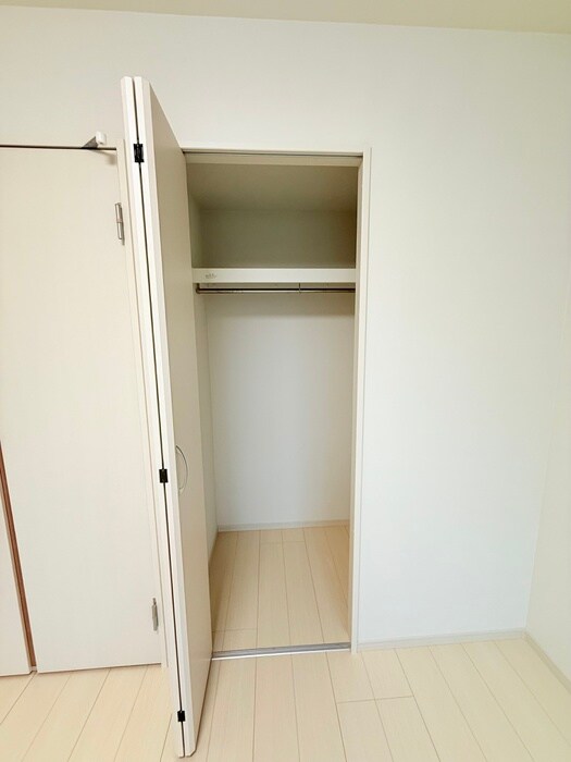 物件内観写真9　(収納)