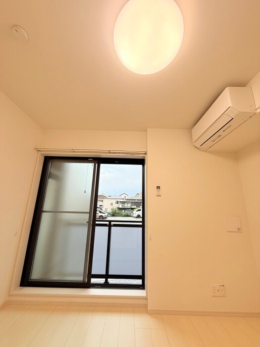 物件内観写真21　(室内からの展望)