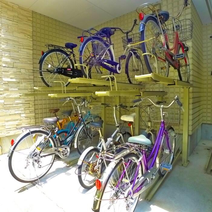 物件外観写真6　(駐車場)