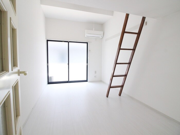 物件内観写真7　(居室)