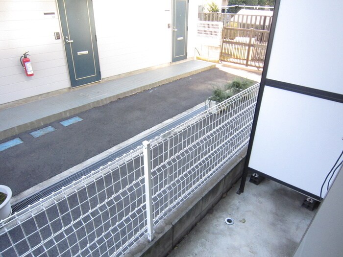 物件内観写真13　(洗濯機置場)