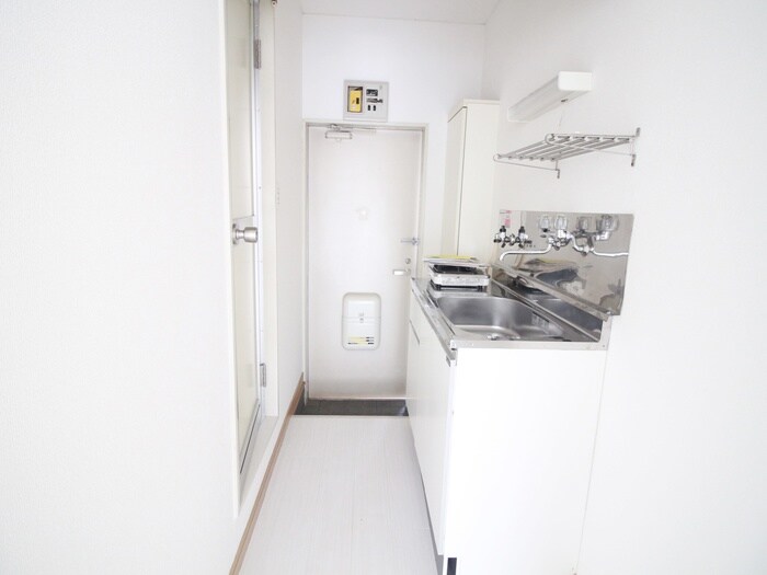 物件内観写真13　(廊下)