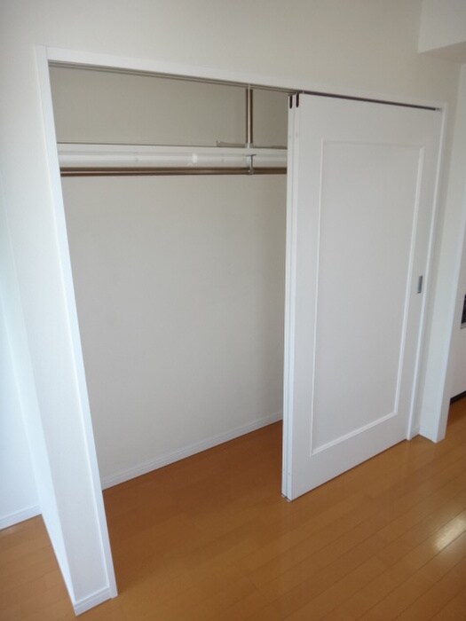 物件内観写真8　(収納)