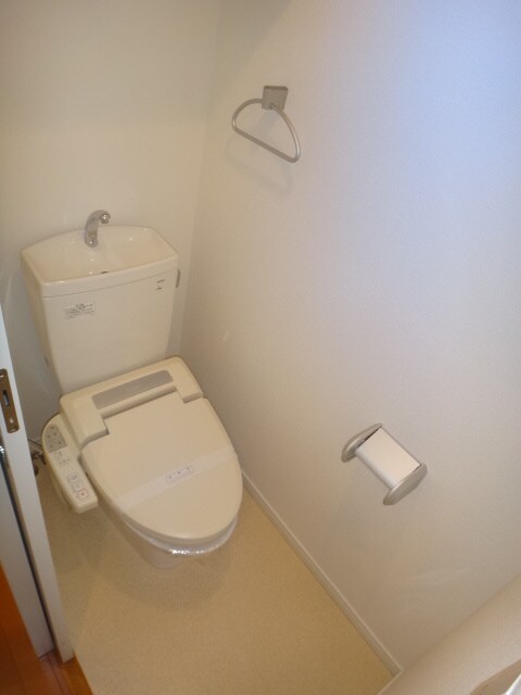 物件内観写真10　(トイレ)