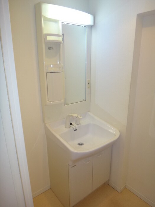 物件内観写真11　(洗面)