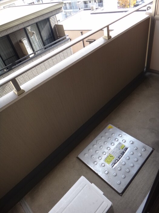 物件内観写真16　(ベランダ・バルコニー)