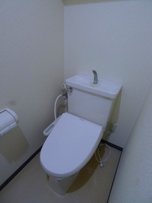 物件内観写真14　(トイレ)