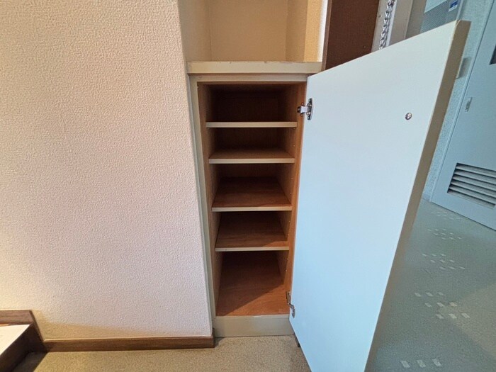 物件内観写真18　(靴箱)