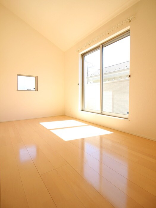 物件内観写真7　(居室)