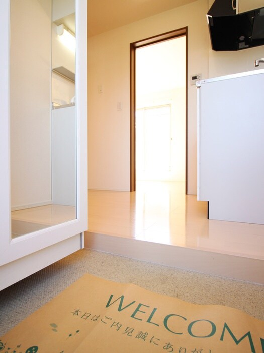 物件内観写真18　(廊下)