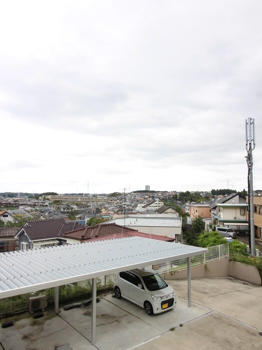 物件内観写真15　(室内からの展望)