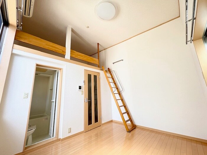 物件内観写真21　(居室)