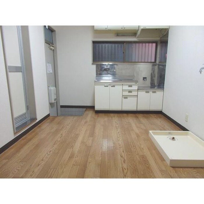 物件内観写真8　(居室)