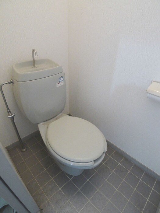 物件内観写真13　(トイレ)