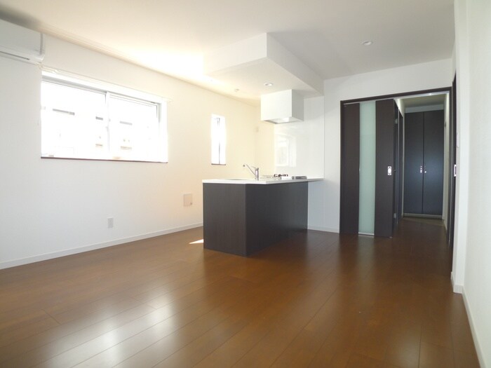 物件内観写真4　(居室)