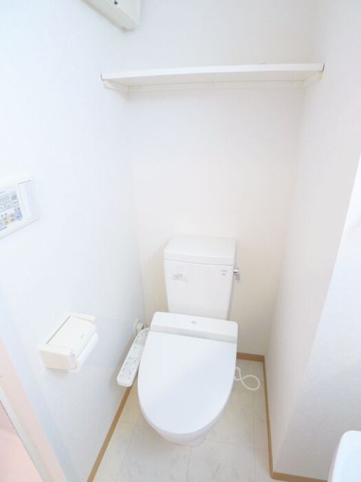 物件内観写真15　(トイレ)