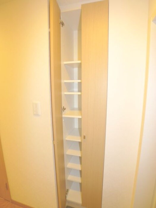 物件内観写真19　(靴箱)