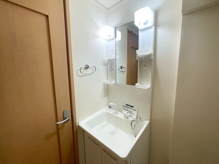 物件内観写真13　(洗面)