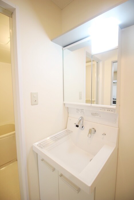 物件内観写真12　(洗面)