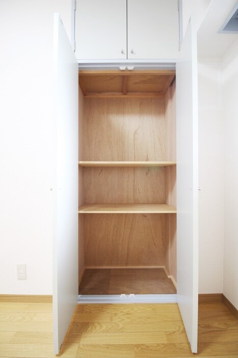 物件内観写真19　(収納)