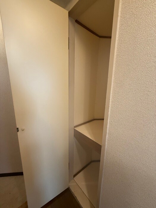 物件内観写真9　(収納)