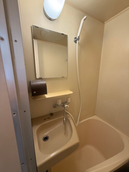 物件内観写真11　(洗面)