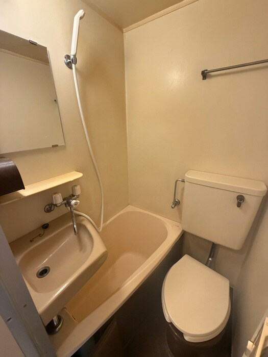 物件内観写真13　(トイレ)