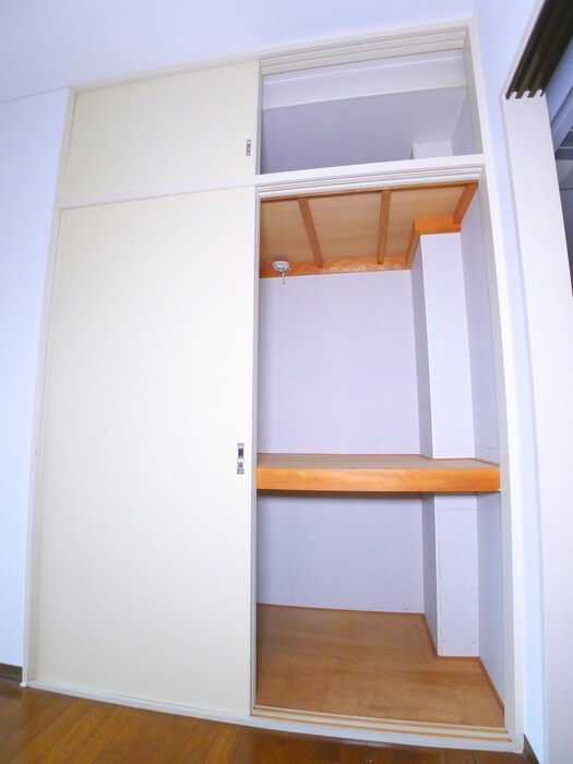 物件内観写真11　(収納)