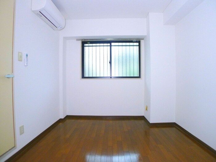 物件内観写真19　(居室)