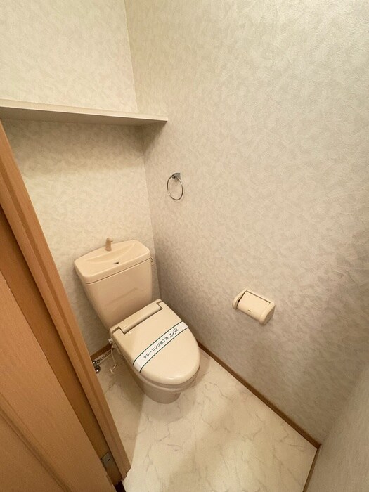 物件内観写真11　(トイレ)