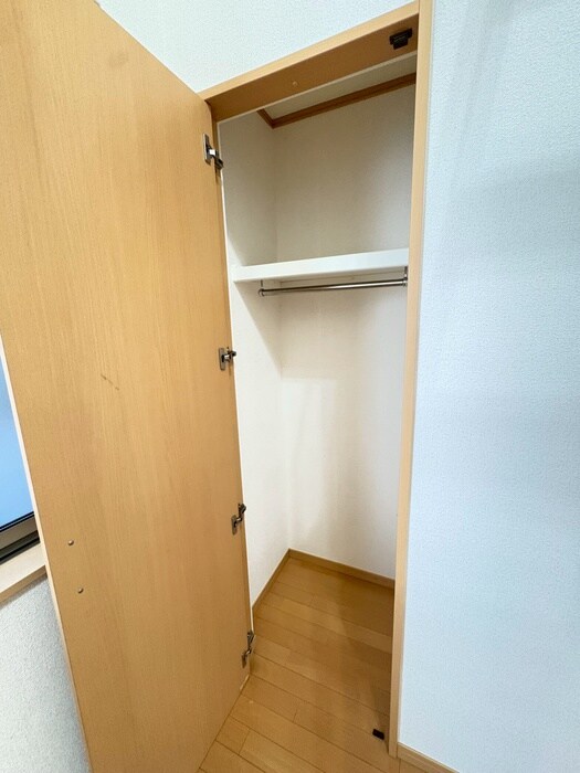 物件内観写真13　(収納)