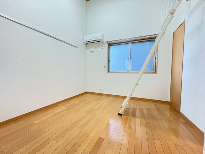 物件内観写真16　(居室)