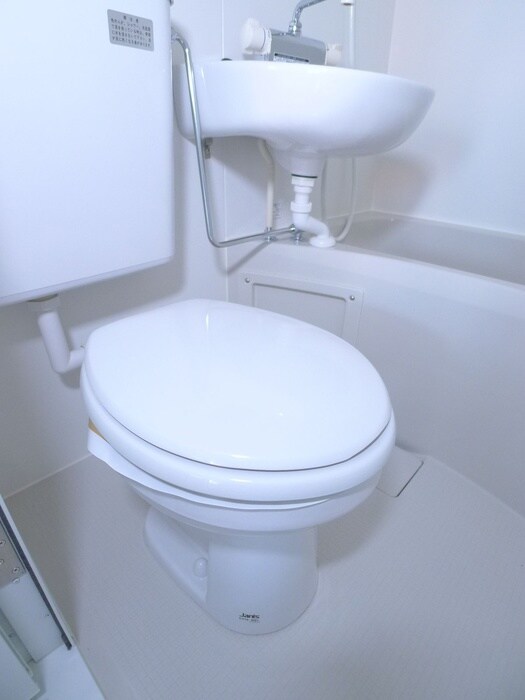 物件内観写真13　(トイレ)