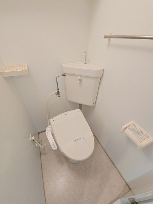 物件内観写真9　(トイレ)