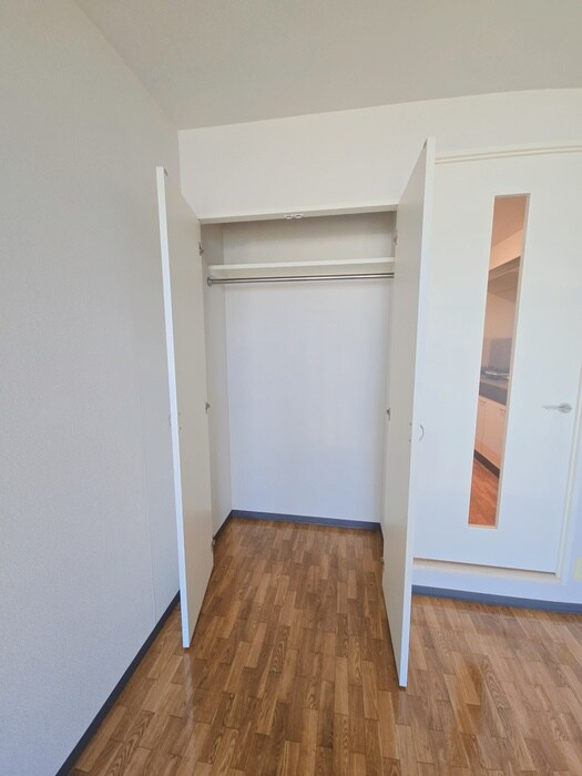 物件内観写真18　(収納)