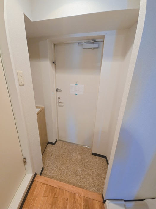 物件内観写真22　(玄関)