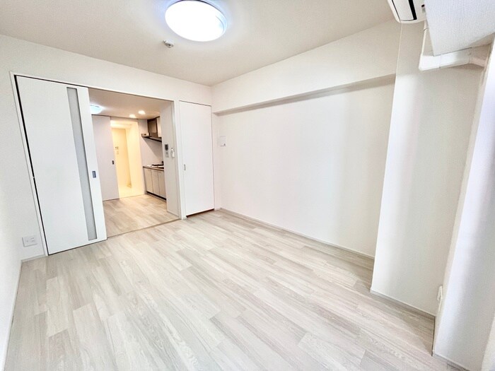 物件内観写真10　(居室)