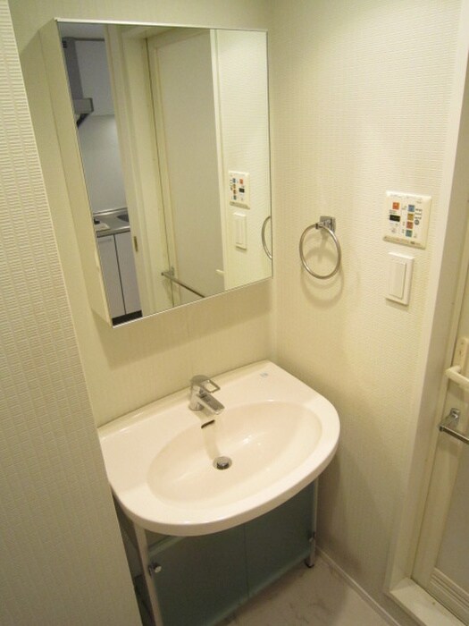 物件内観写真13　(洗面)