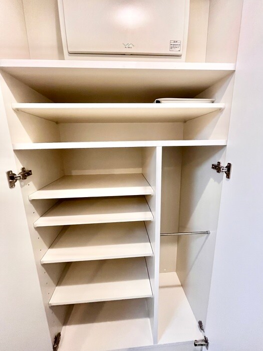 物件内観写真18　(靴箱)