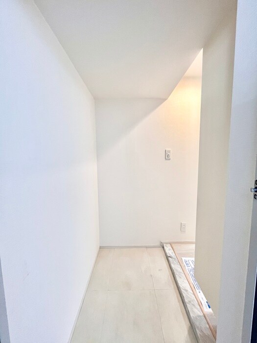 物件内観写真19　(廊下)