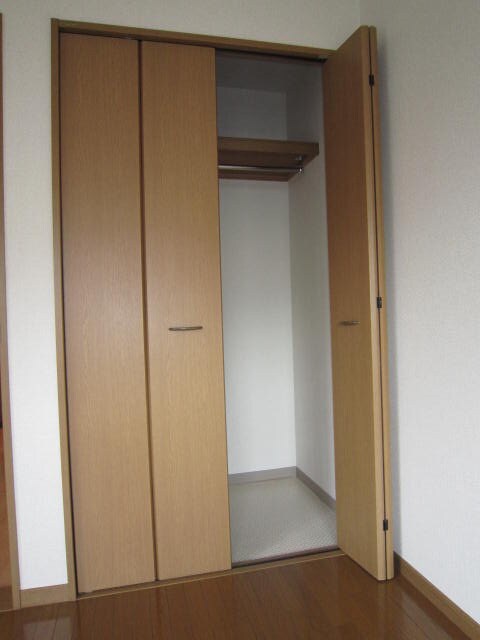 物件内観写真9　(収納)