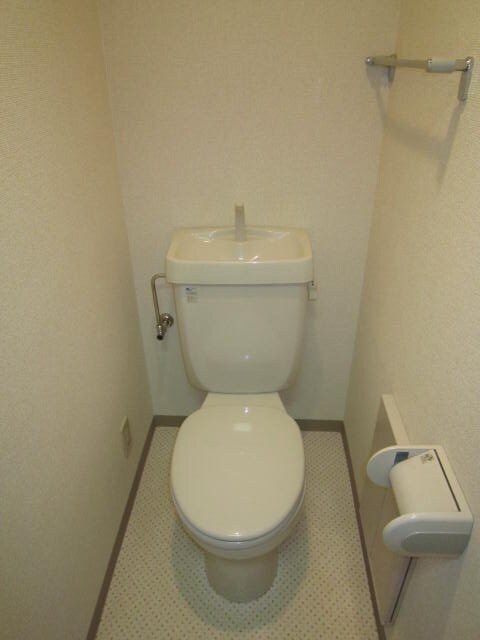 物件内観写真12　(トイレ)