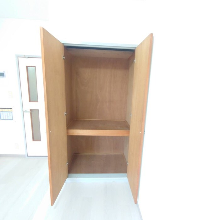 物件内観写真15　(収納)